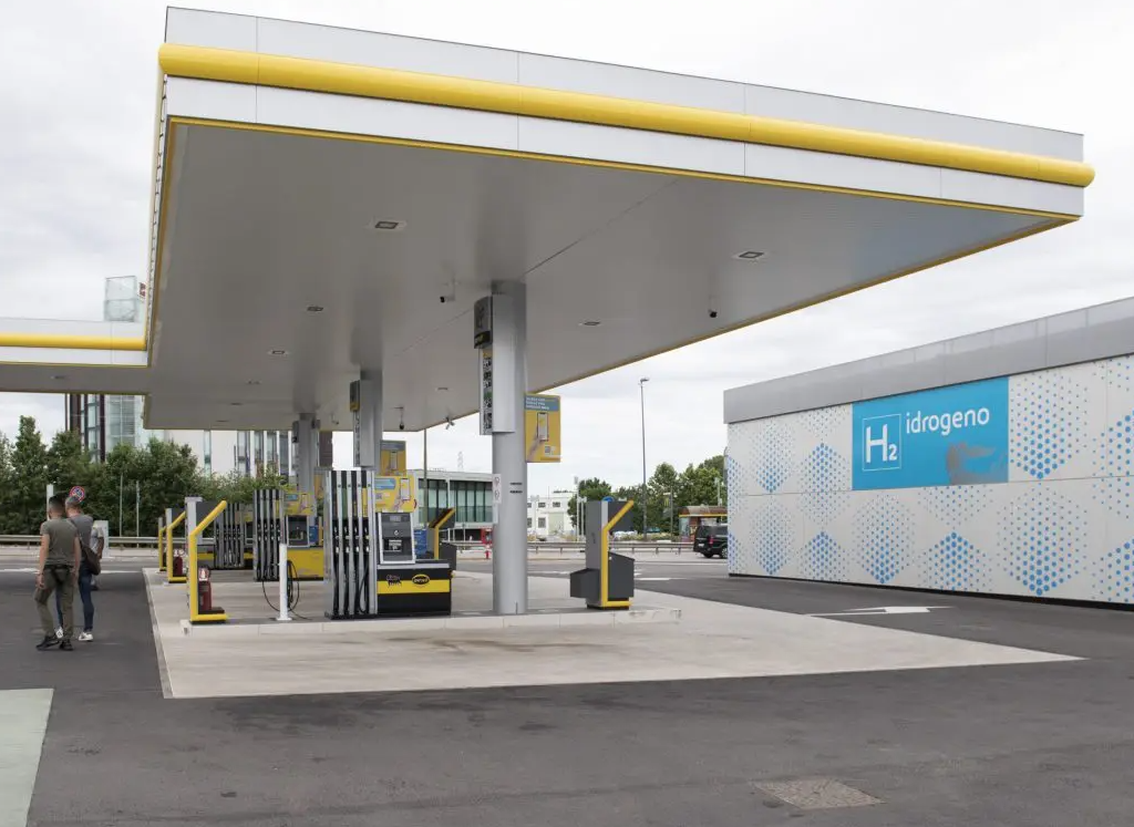 hydrogen filling station