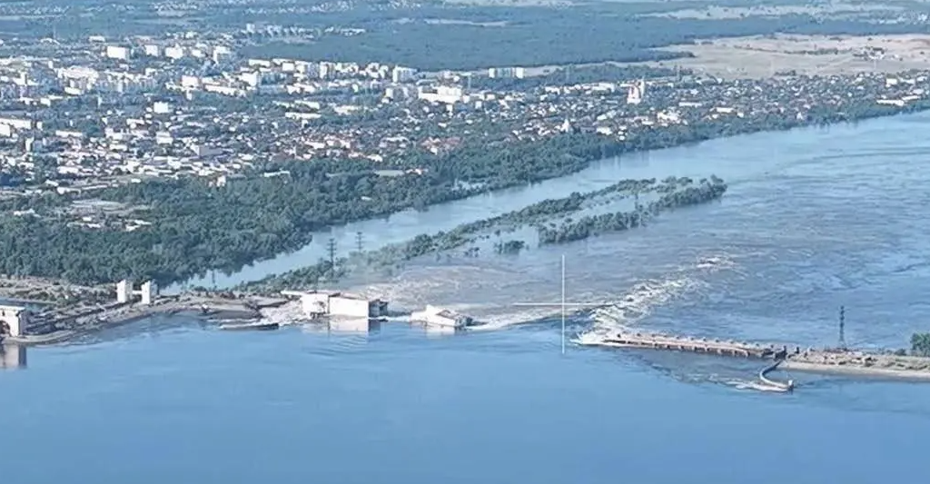 Nova Kakhovka dam