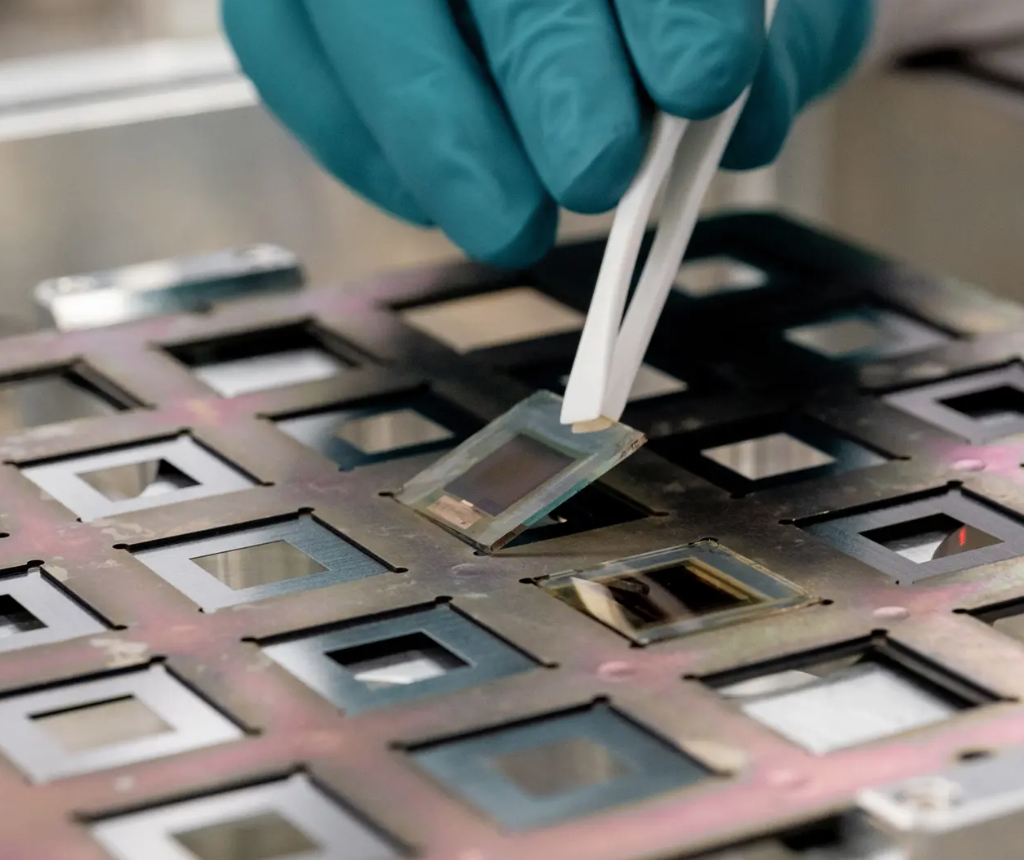 Perovskite photovoltaic cells