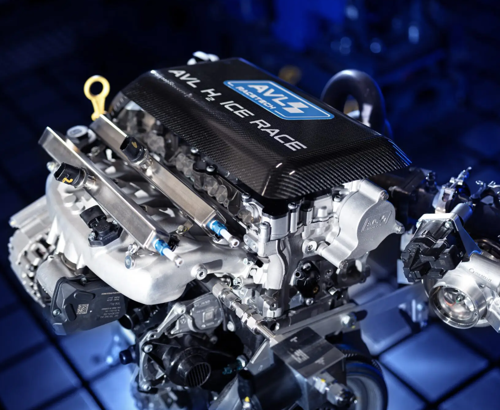 Hydrogen racing engine