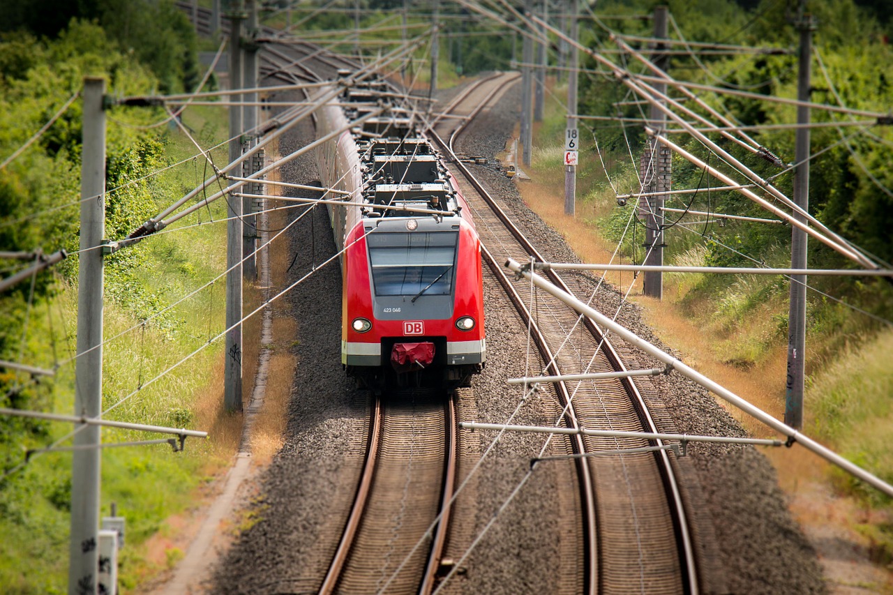 Rinnovabili • hybrid train