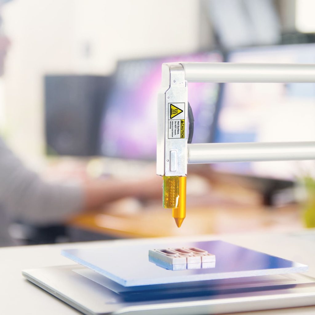 Lithium-ion structural batteries