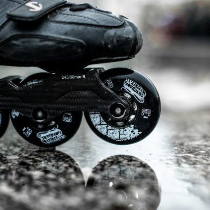 Rinnovabili • Electric Skates Arrive: Lightweight and Capable of Speeds Up to 30 km/h