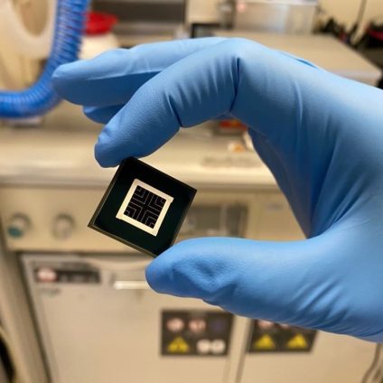 Rinnovabili • Textured perovskite-silicon photovoltaic achieves efficiency record