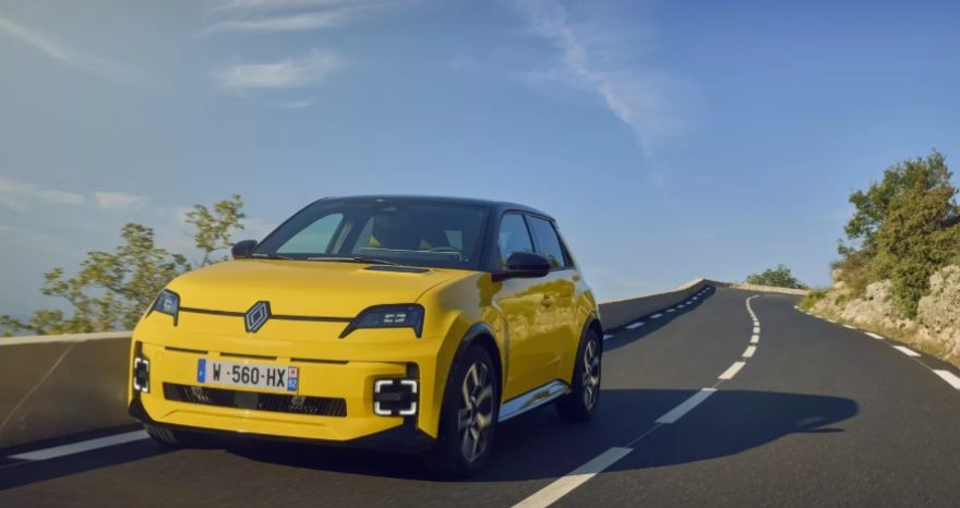 Rinnovabili • Renault 5 E-Tech Electric: 2025 Car of the Year