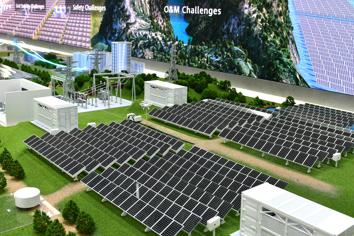 Rinnovabili • Intersolar Europe: the time for hybrid power plants has come